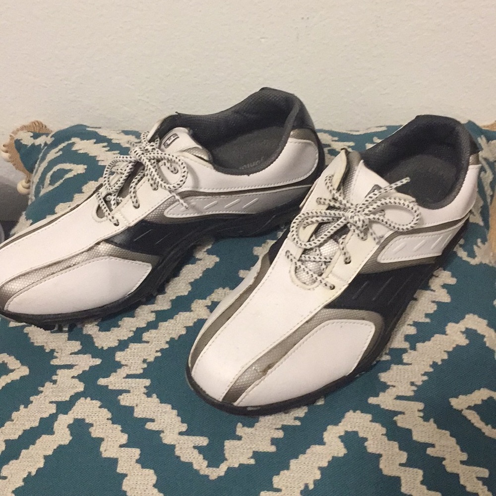 FootJoy Junior Sz 5m Boys Golf Shoes